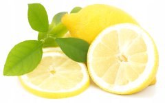 Rezine limone v sirupu z vrtničnimi listi za poparek