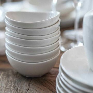 DUKA Bela porcelanasta skleda za prigrizke in zajtrke 12,5 cm Time