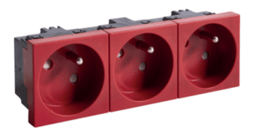tehalit.GB-EG Vtičnica z/brez 33 stopinj trojna 45x45 mm brez halogena rdeča EER3333020