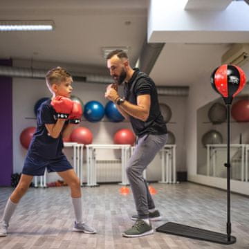 Northix Otroški komplet boksarskih žog – nastavljiv 85–130 cm, rokavice, tlačilka