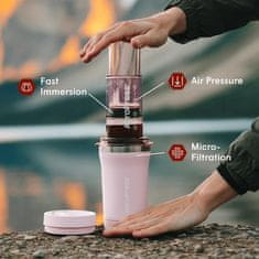 Aeropress AeroPress Go Plus aparat za kavo, roza termalna skodelica 475 ml