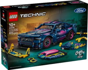 Technic LEGO Technic 42236 Ford Mustang GT Tuning Workshop