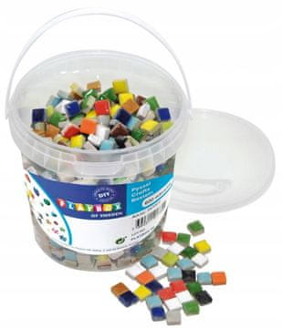PLAYBOX Barvit stekleni mozaik v DIY vedru 12×12×6 mm 600 kosov