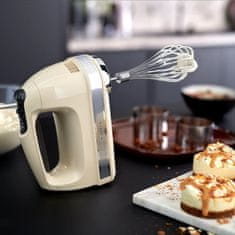 KitchenAid 5KHM9212 9-stopenjski ročni mešalnik Barva: kremni sijaj
