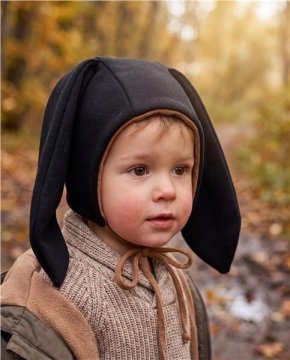 NEW BABY Favorite črna bombažna otroška kapa z ušesi - 86 (12-18m)