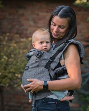 Jožánek Ergonomska nosilka za otroke od 6 mesecev TODDLER (DAN)