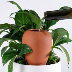 Northix Glineni zalivalni stožci s pokrovi, 350 ml, komplet 4 kosov