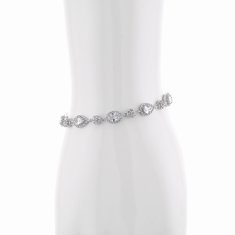 ELEGANTNA ŽENSKA SREBRNA ZAPESTNICA S SREBRNIM CIRKONOM 925