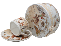 Porcelanasta skodelica in krožnik v škatli - Zimski gozd, Jelen, Božič