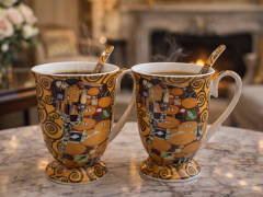 Porcelanaste skodelice 2 kosa Gustav Klimt Poljub luksuzni darilni set