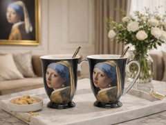 Porcelanasti vrčki 2x Vermeer "Dekle z bisernim uhanom" 300 ml luksuzni