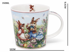 Porcelanasta skodelica 350 ml Darilna škatla z velikonočnimi zajčki