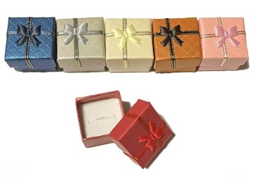 papirnate darilne škatle 4 x 2,5 cm 24 kosov Pud-0035-3 6072