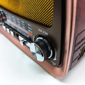 Retoo Prenosni kuhinjski radio v retro stilu z FM, Bluetooth, USB in sd