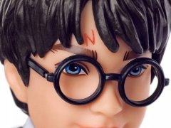 Mattel Lutka Harry Potter v šolski obleki Gryffindor + palica FYM50 ZA5093