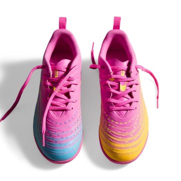 Puma FUTURE 9 PLAY IT JR otroški dvoranski copati roza 10892705 velikost 38.5