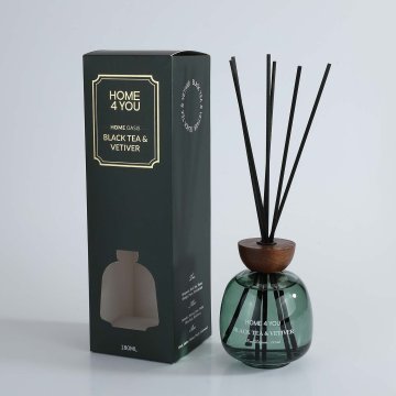 Homestar Difuzor z lesenimi palčkami 180 ml Črni čaj in Vetiver