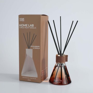 Homestar Difuzor z lesenimi palčkami 100 ml Hucleberry & Vanilija