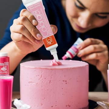 Modecor gel barvilo 20 ml. Svetlo roza barvni gel