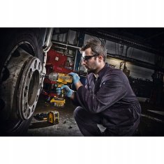 DeWalt DCF899N ZMOGLJIVI udarni ključavničar 950 Nm ohišje 18 V 3 hitrosti