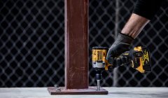 DeWalt DCF922NT Majhen in zmogljiv udarni ključ 1/2" 406/609 Nm ohišje TSTAK 18V XR