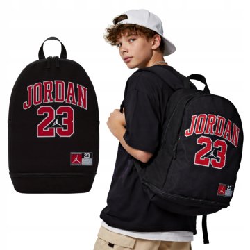Jordan JERSEY 9A0780-023 Črn šolski nahrbtnik za fante in deklice 27l