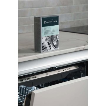 Electrolux M3GCS201 Regeneracijska sol za pralne in pomivalne stroje 1000 g