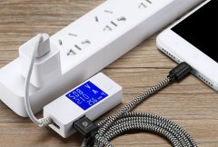 Dux Ducis K-ONE najlonski mikro kabel 2.1A 3m črne barve