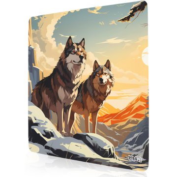 TILT Podloga za miško Wolf Lands 50x50