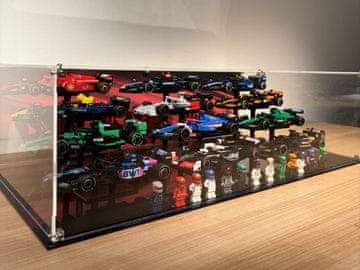 Vitrina za avtomobile LEGO F1 77243 77251 77242 Ferrari RB McLaren (12)