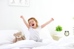 Otroška odejica 100x135 Vzglavnik 40x60 BREZPLAČNO!!!
