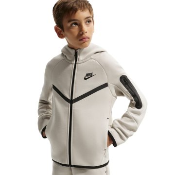 Nike Čast HV5867236