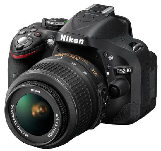 Nikon digitalni fotoaparat D5200 + AF-S 18-55 DX VR