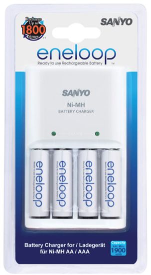 Sanyo polnilec MQN04-E-4-3UTGB ENELOOP + 4x AA min. 1900 mAh