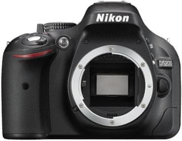 Nikon digitalni fotoaparat D5200, črn + 18-55 VR II