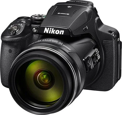 Nikon digitalni fotoaparat Coolpix P900, črn