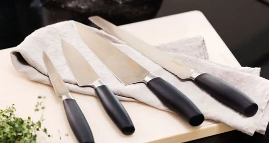Fiskars Functional Form azijski kuharski nož, 17cm
