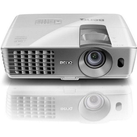 BENQ projektor W1070+, bel