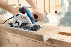 BOSCH Professional GKS 55 + GCE ročna krožna žaga