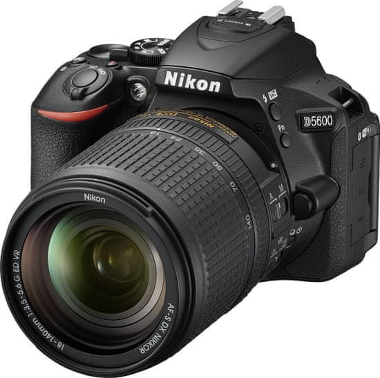 Nikon digitalni fotoaparat D5600 + 18-140 AF-S VR