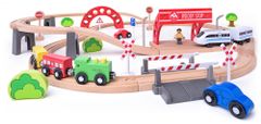 Woody železnica z električnim vlakcem in viaduktom