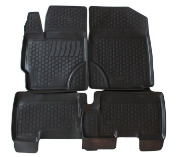 SCOUTT Gumijaste preproge z dvignjenim robom za Toyota Urban Cruiser/Yaris 2009-Nad,05-2010