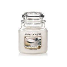 Yankee Candle Aromatična sveča Classic Srednji Baby puder 411 g
