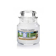 Yankee Candle Dišeča sveča Classic majhna Clean Cotton 104 g