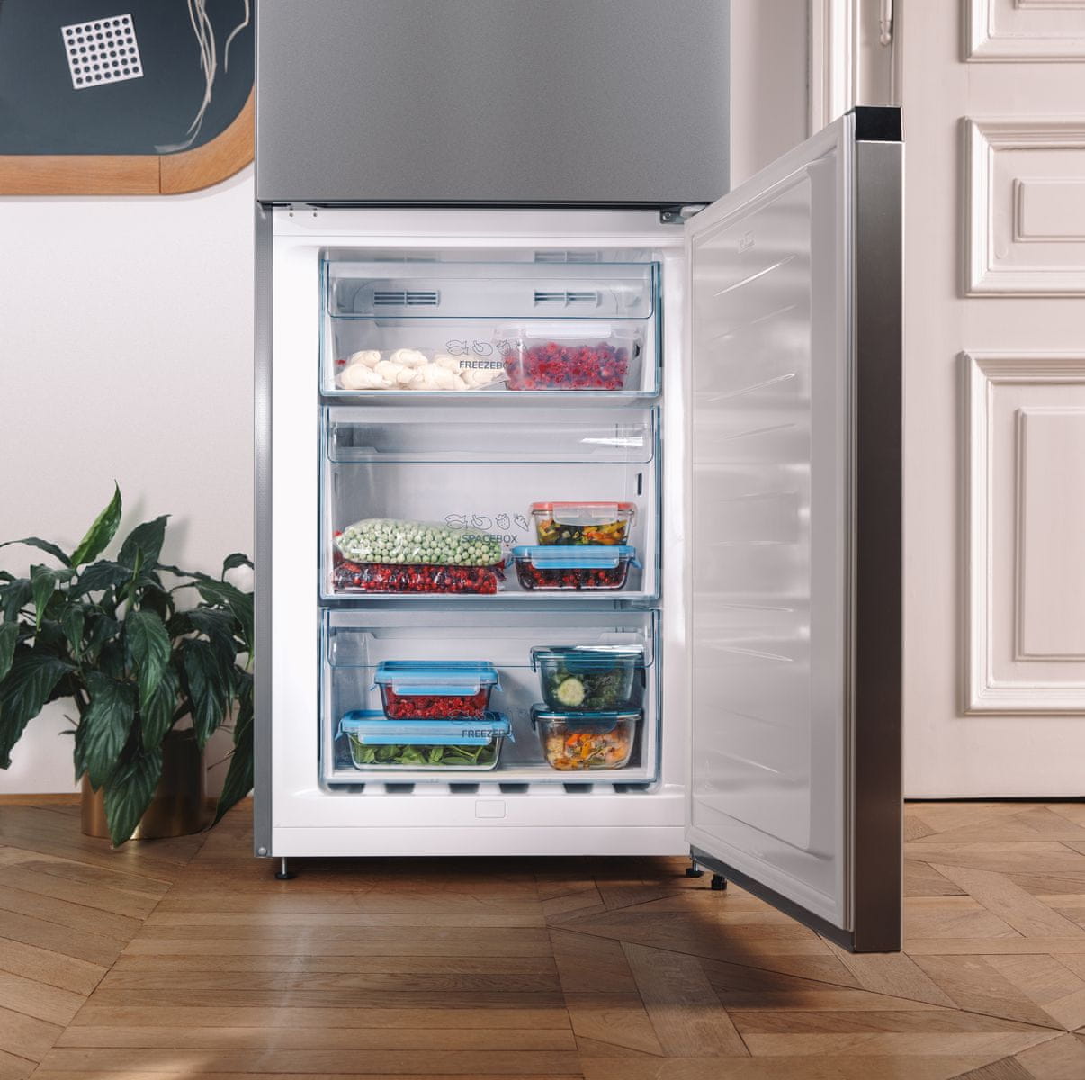 Prostostoječi kombinirani hladilnik Gorenje NRC6203SXL5 Fresh Zone