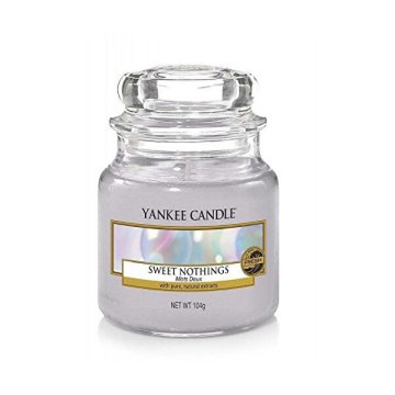 Yankee Candle Dišeča sveča Classic majhna Sweet Nothings 104 g