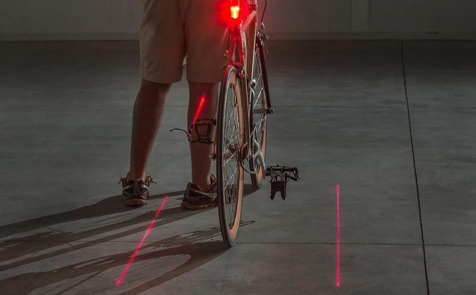 Netscroll Inovativna laserska luč za kolo, LED sijalka za kolo, kolesarska lučka je vodoodporna, različni načini osvetlitve, enostavna montaža, BikeStar