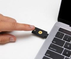 YubiKey 5C NFC varnostni ključ, USB-C, črn