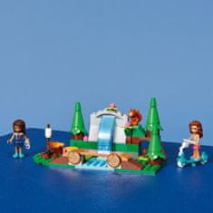 LEGO Friends 41677 Slap sredi gozda