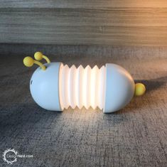 Design Nest LED nočna luč v obliki gosenice, magnetna, razširljiva